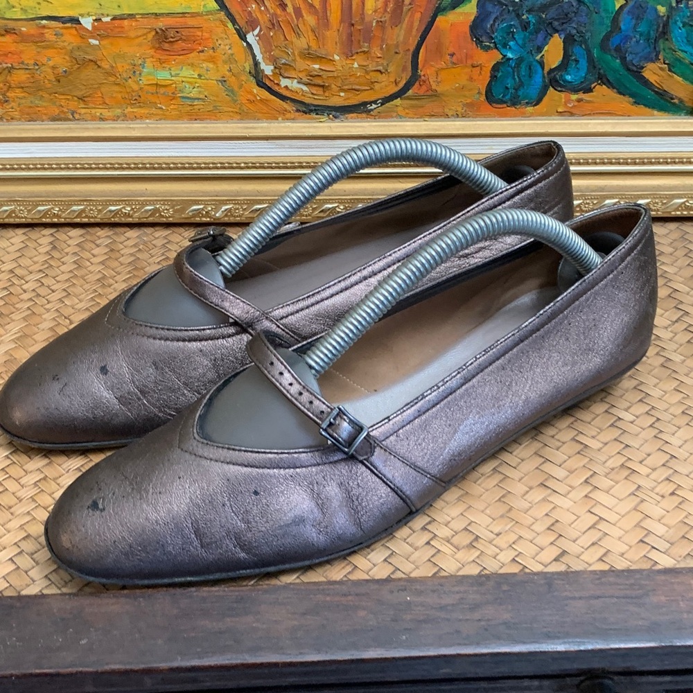Ferragamo Metallic Women's Flats size 7.5B